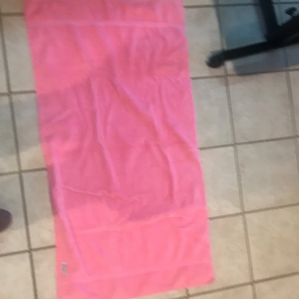 Towels Bundle of 6 Vintage Pink Bath Towels